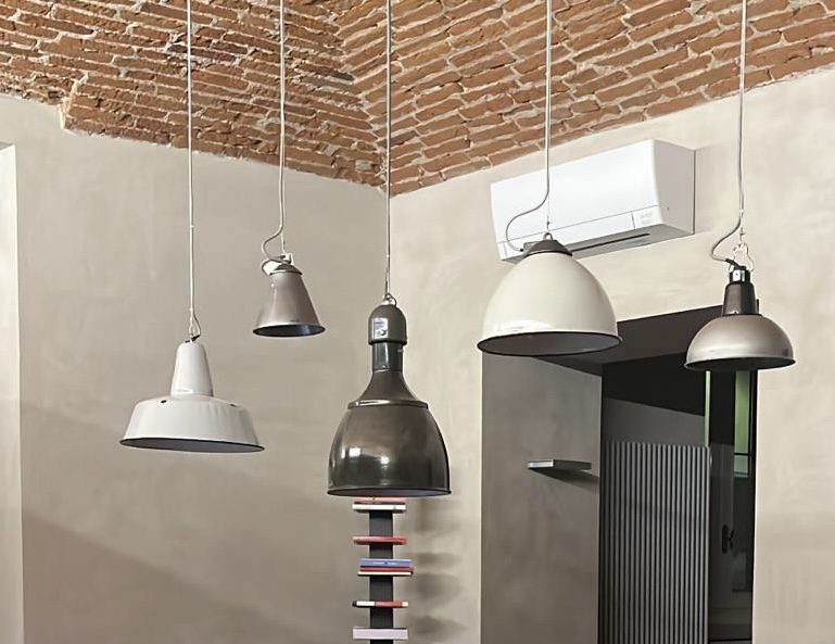 Lampada vintage Placida Lettis Luce a casa di un cliente