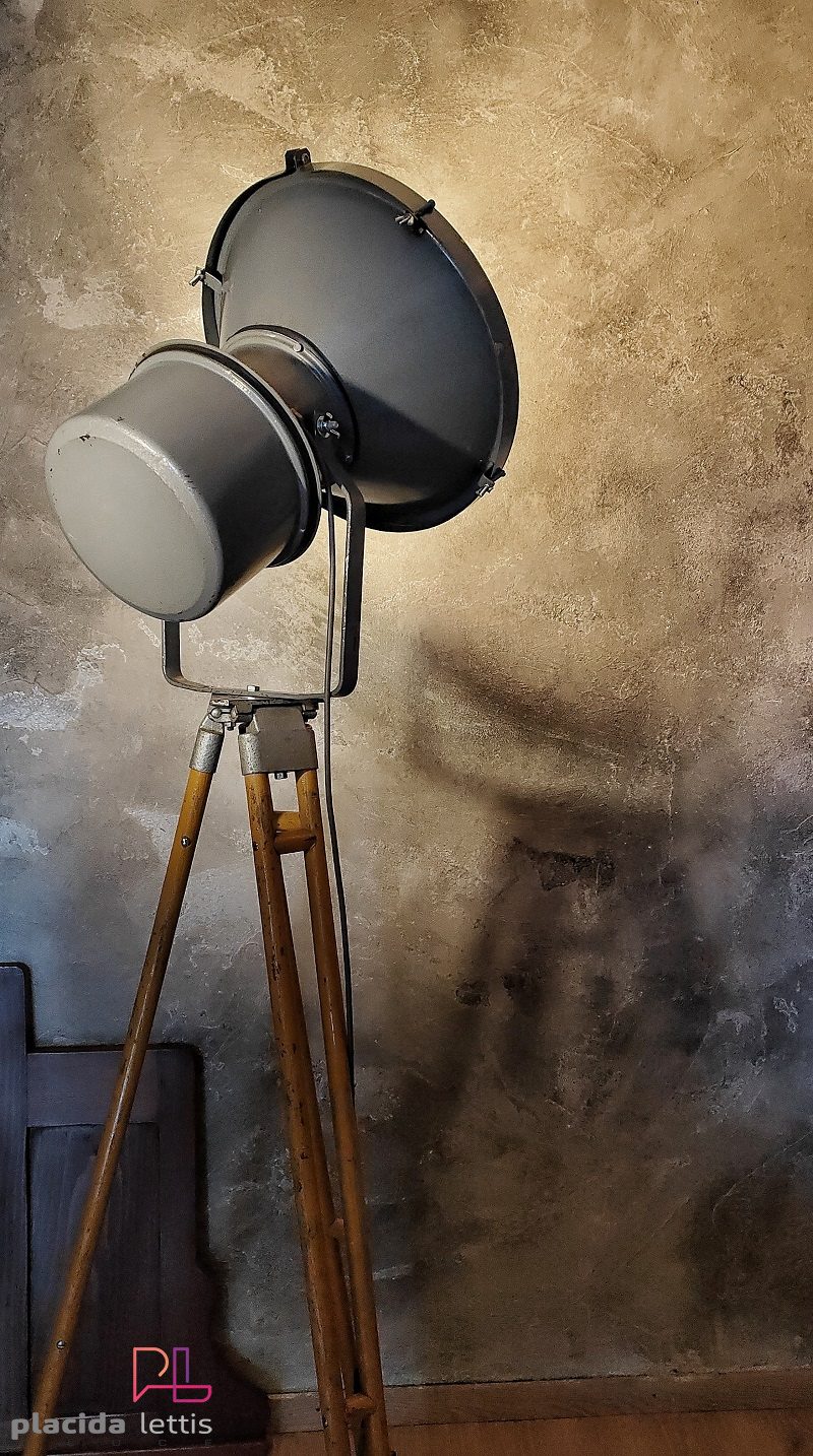 Lampada con treppiede vintage originale, faro grigio, Polonia anni '80 – dettaglio 4
