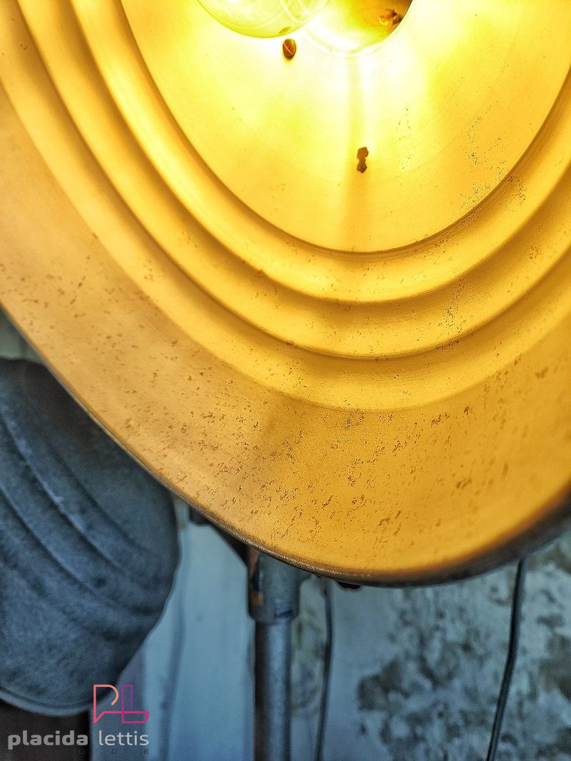 Lampada industriale IFF, nata per gli studi fotografici. – dettaglio 17