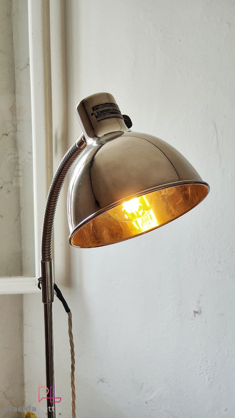 Lampada da terra vintage originale medica con cupola cromata, anni '60 – dettaglio 3