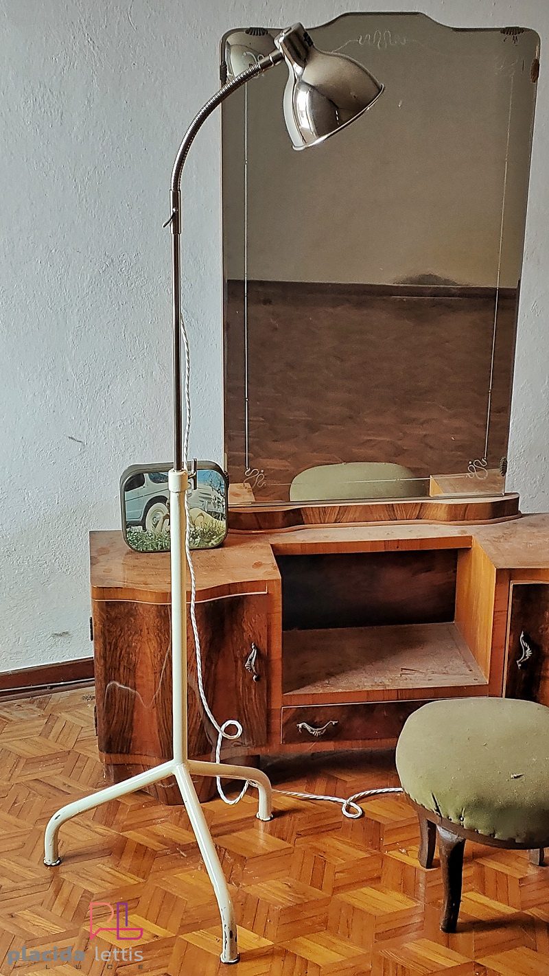Lampada da terra vintage originale medica con cupola cromata, anni '60 – dettaglio 17