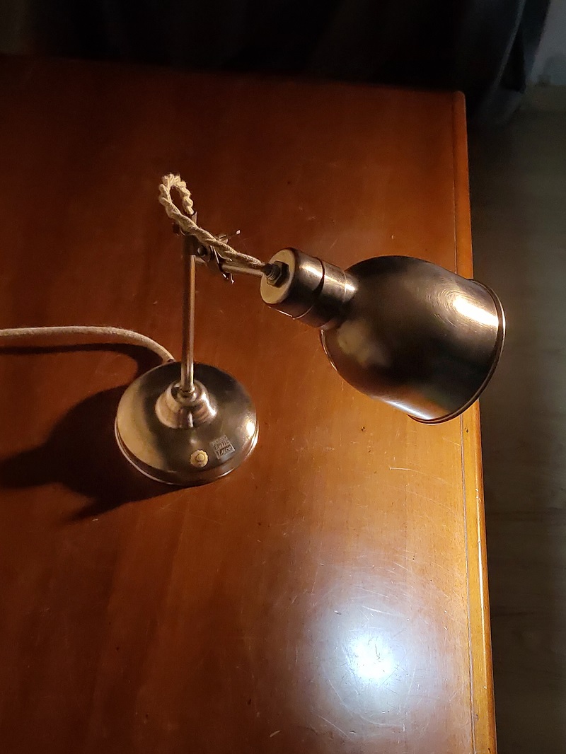 Lampada industriale da scrivania anni 60, prodotta in Bulgaria