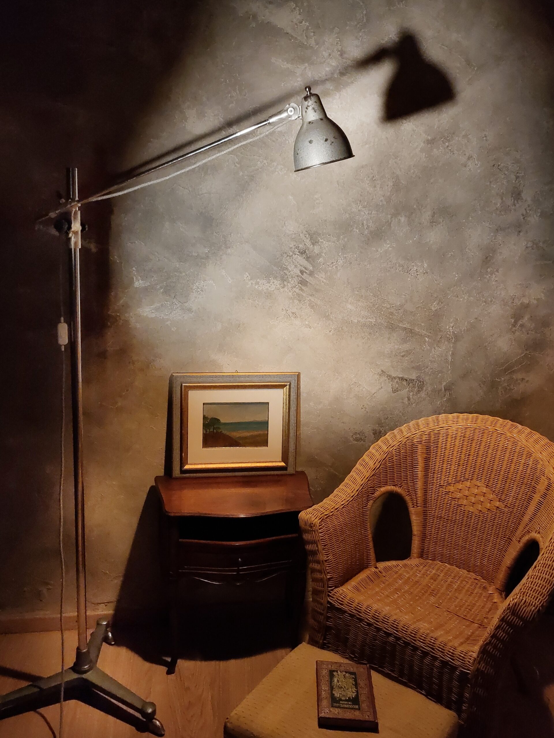 Treppiede, lampada da studio fotografico vintage