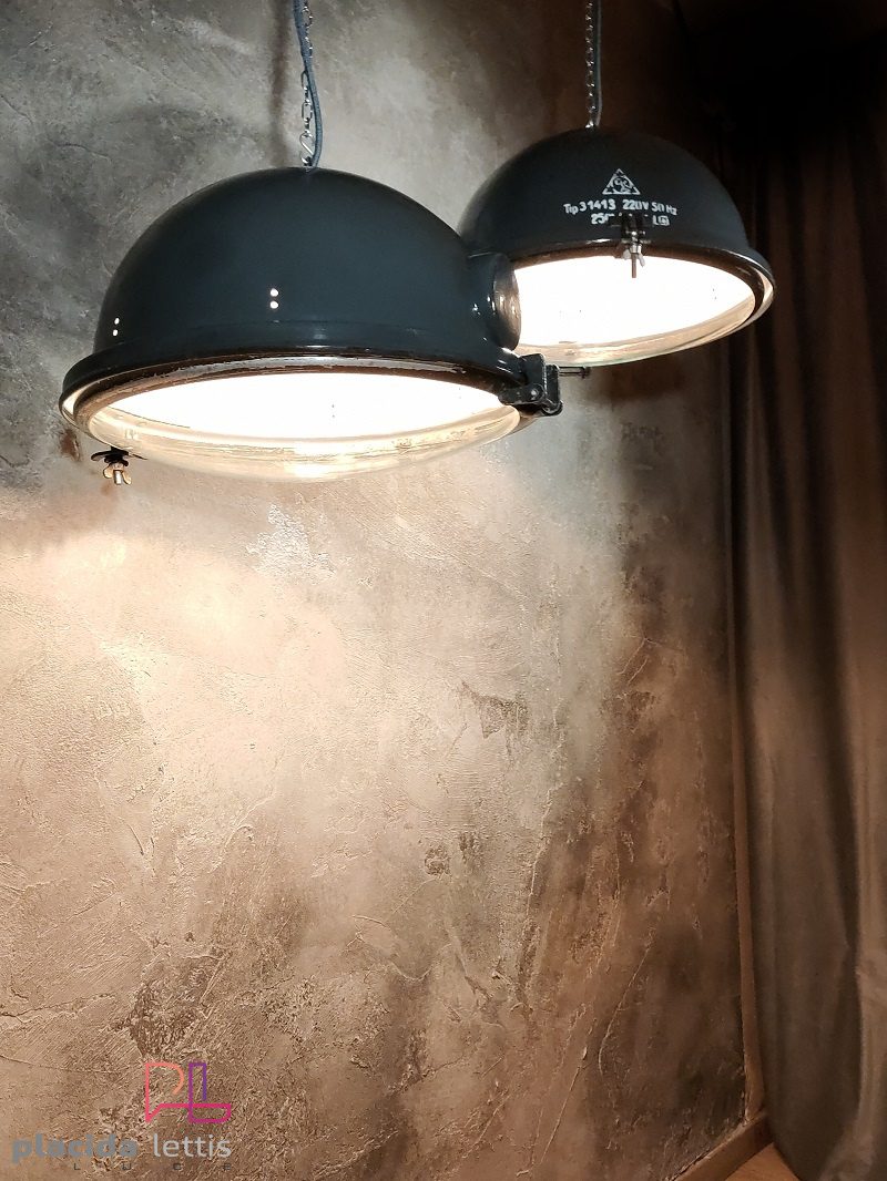 Due perfette mezze sfere, lampade industriali sorprendenti! – dettaglio 8