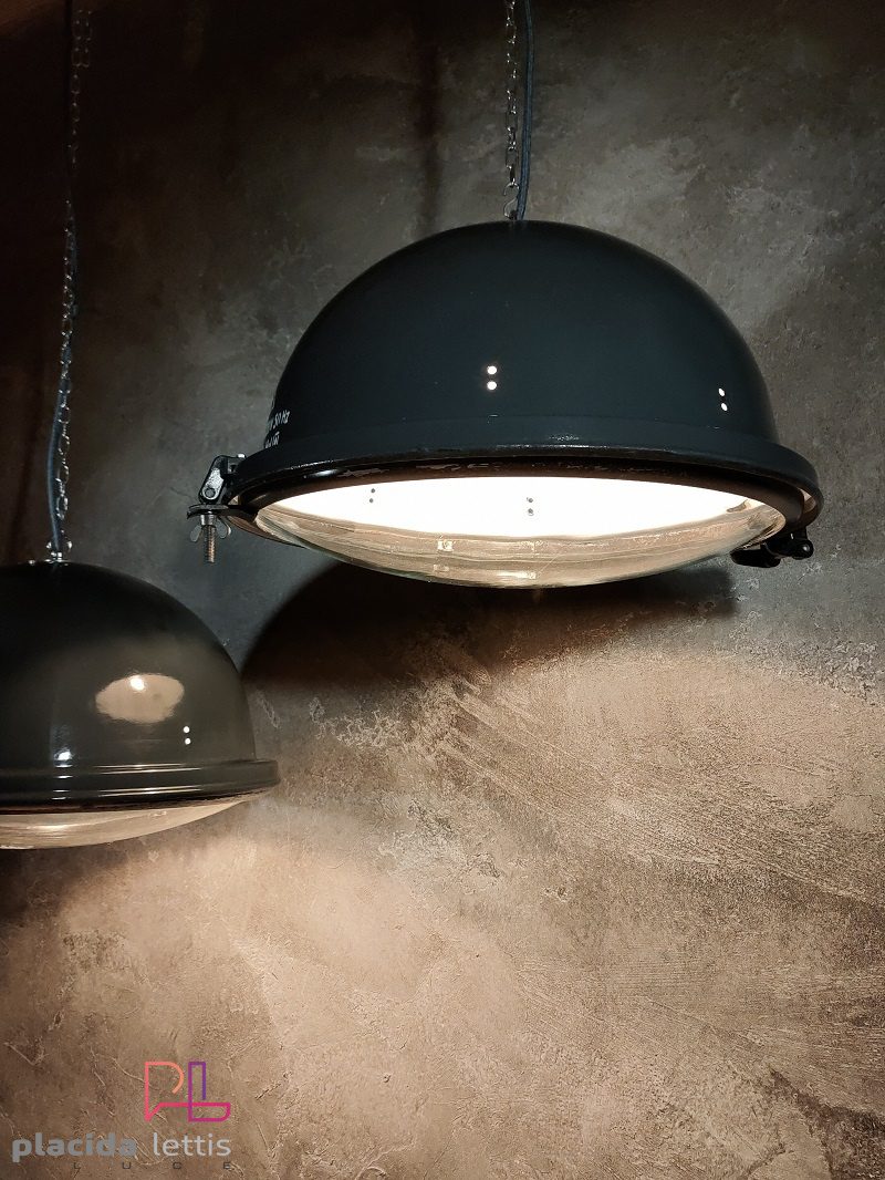 Due perfette mezze sfere, lampade industriali sorprendenti! – dettaglio 14
