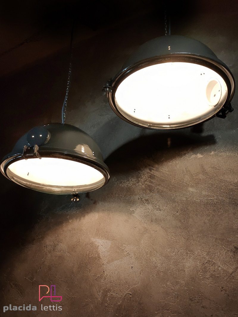 Due perfette mezze sfere, lampade industriali sorprendenti! – dettaglio 15