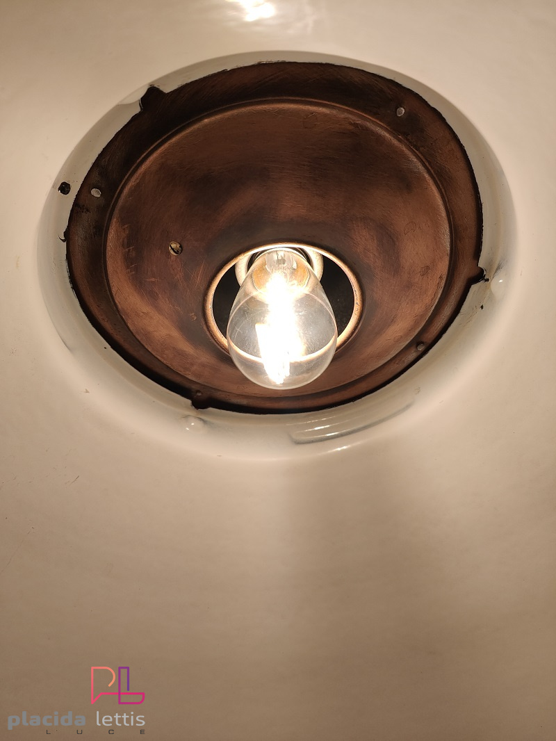 Lampada a sospensione vintage originale Benjamin a cupola larga, anni '50 – dettaglio 15