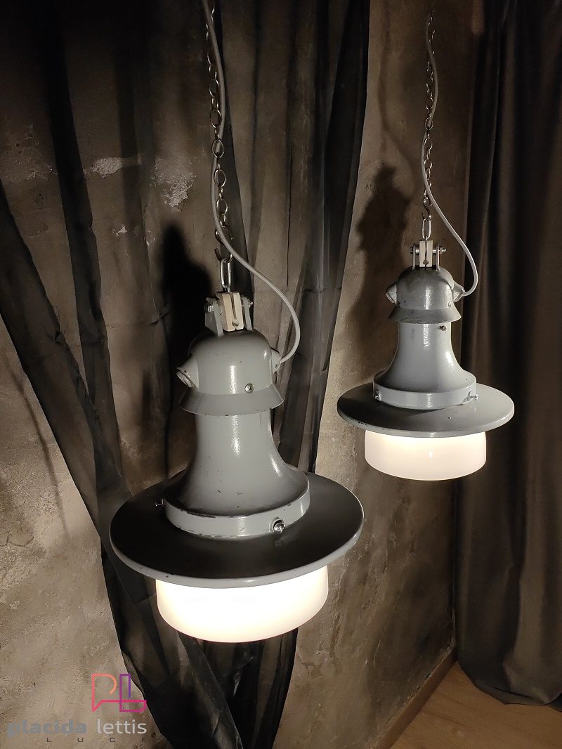 Lampada a sospensione vintage originale con vetro opalino, Verona anni '50 – dettaglio 9