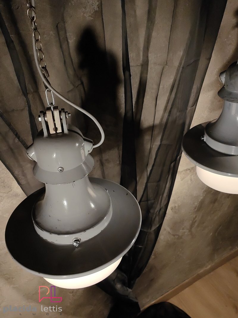 Lampada a sospensione vintage originale con vetro opalino, Verona anni '50 – dettaglio 10