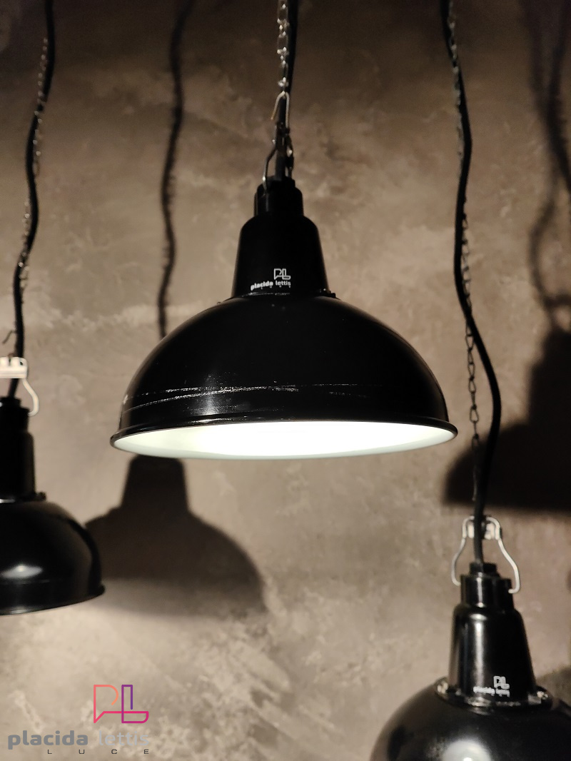 Lampada a sospensione vintage originale piccola nera, URSS anni '70 – dettaglio 11
