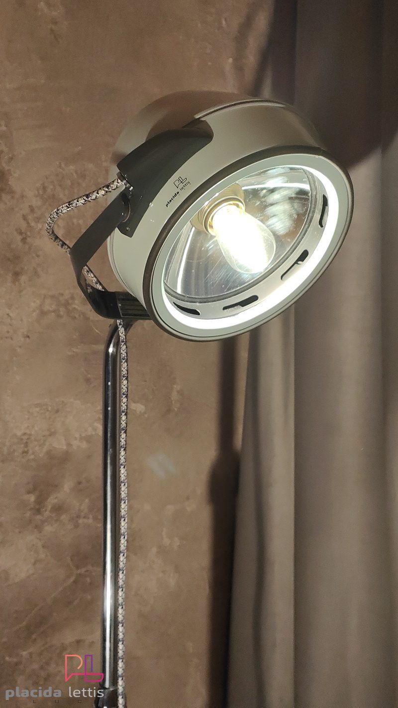 Lampada da terra vintage originale medica azzurra, Budapest anni '60 – dettaglio 5