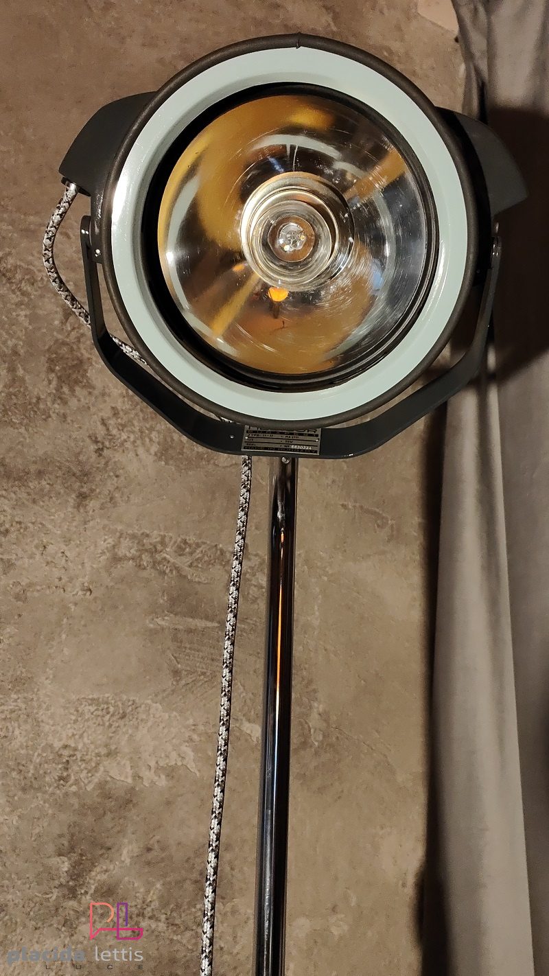 Lampada da terra vintage originale medica azzurra, Budapest anni '60 – dettaglio 6