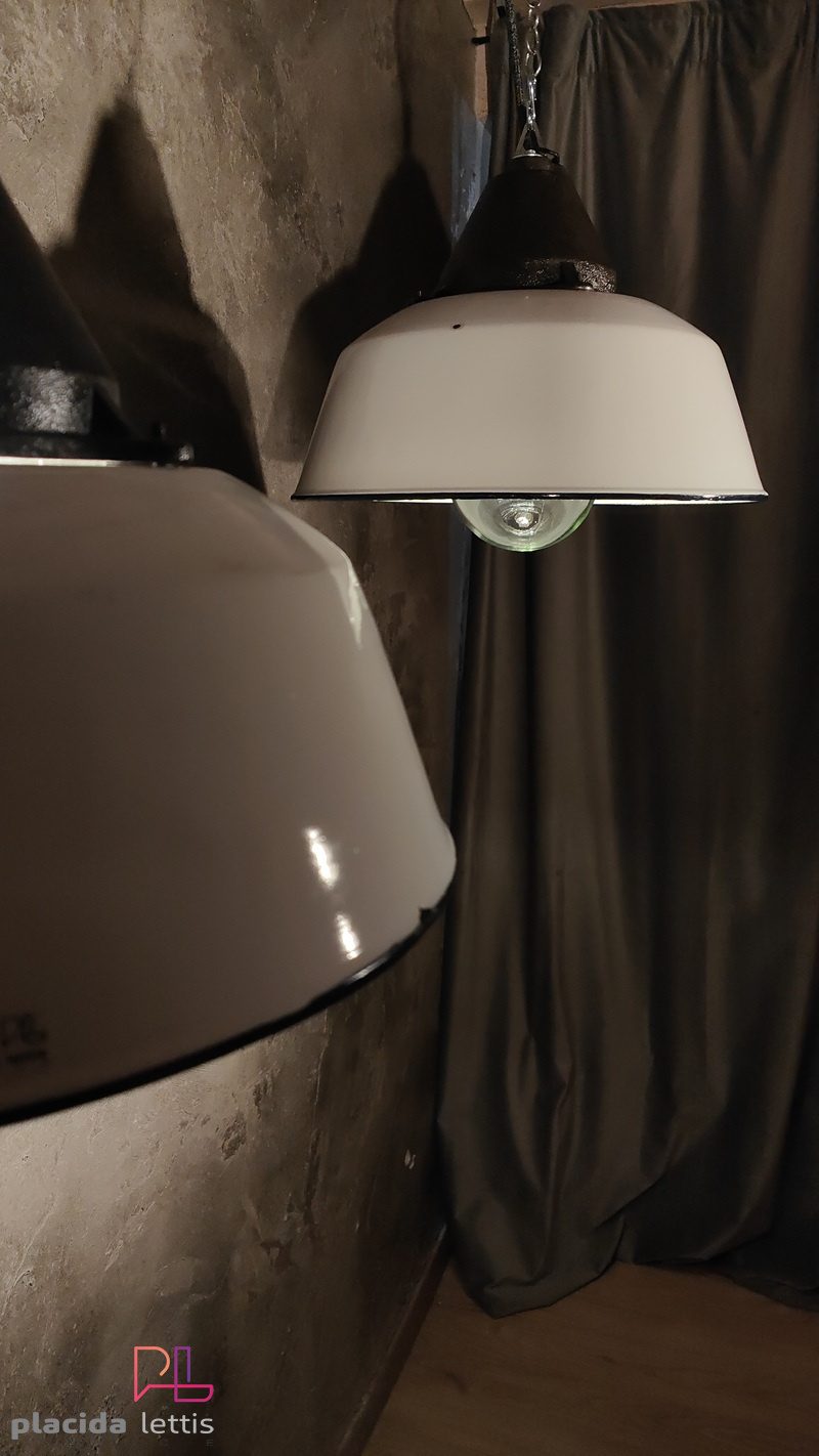 Lampada a sospensione vintage originale bianca, Ungheria anni '60 – dettaglio 5