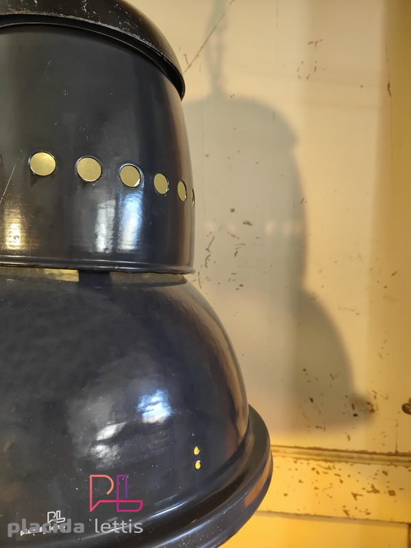 Lampada a sospensione vintage originale blu-nera, vetro curvo, anni '50 – dettaglio 21
