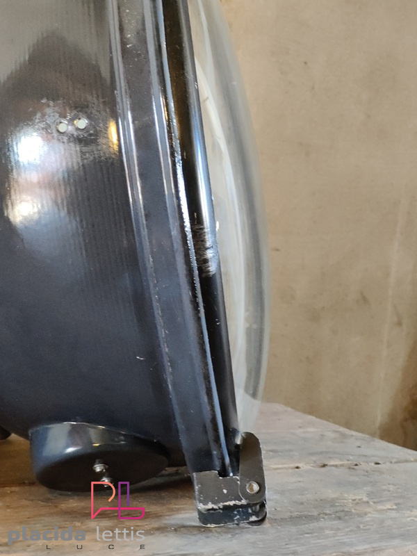 Lampada a sospensione vintage originale blu-nera, vetro curvo, anni '50 – dettaglio 17