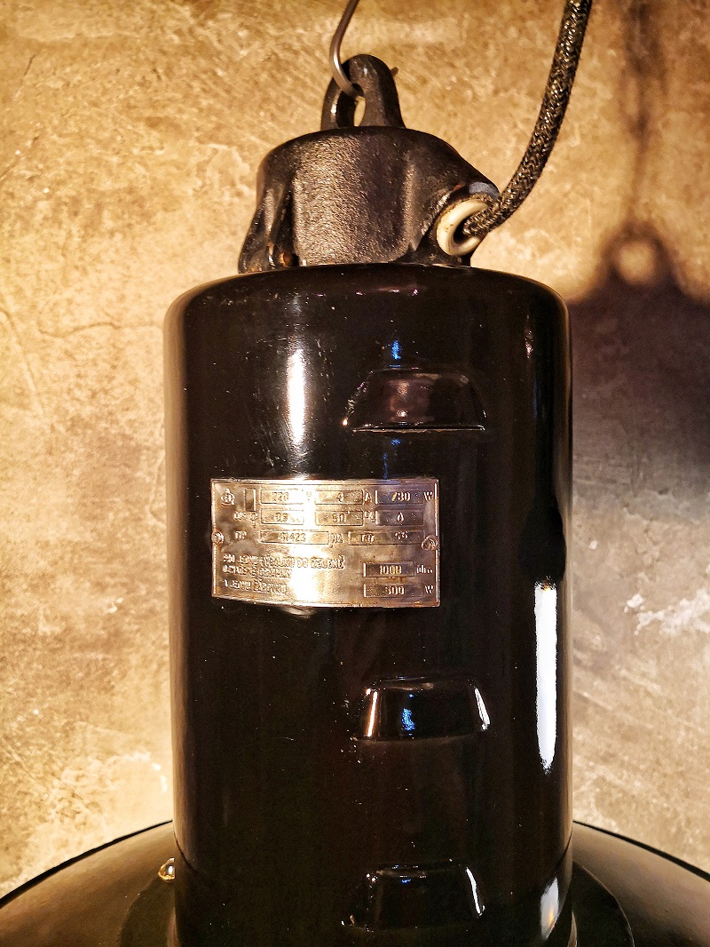 Lanterna Bauhaus rarissima, prodotta in pochissime unità
