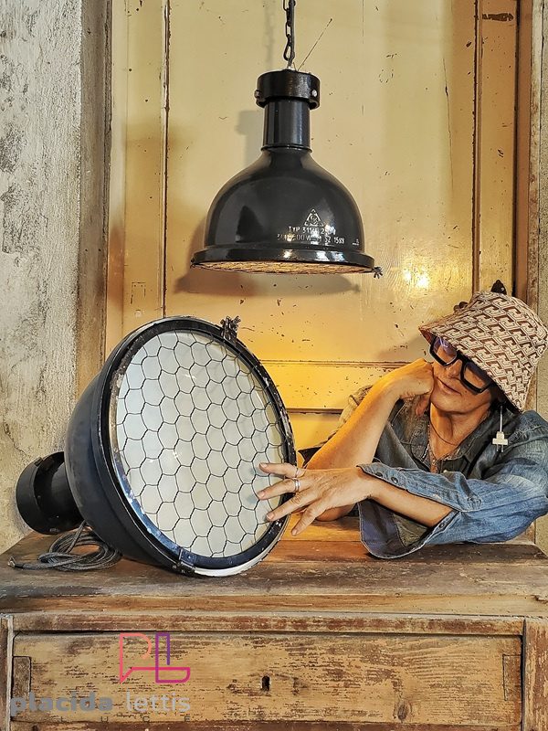 Lampada a sospensione vintage originale blu-grigia con griglia, anni '50 – dettaglio 2
