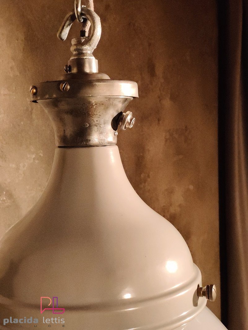 Lampada a sospensione vintage originale Benjamin a cupola larga, anni '50 – dettaglio 14