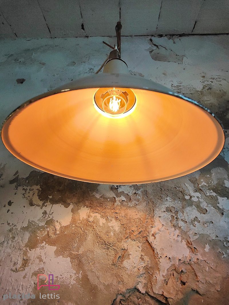 Lampada a sospensione vintage originale Mazdalux tortora, Inghilterra – dettaglio 8