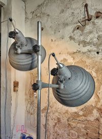 Lampada industriale IFF, nata per gli studi fotografici. – miniatura 11