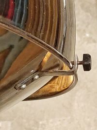Pezzo assolutamente straordinario, rarissimo esempio di lampada da studio medico – miniatura 13