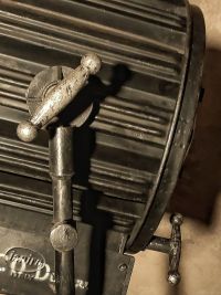 Spotlight da cinema vintage originale con lente di Fresnel, Cinecittà Roma – miniatura 24