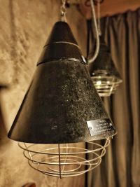 Original vintage pendant light in brown bakelite, East Germany 1970s – thumbnail 9