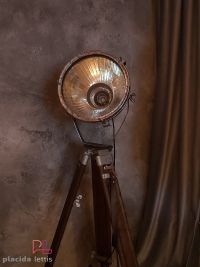 Faro da teatro vintage originale verde con specchio a raggi, Polonia – miniatura 1