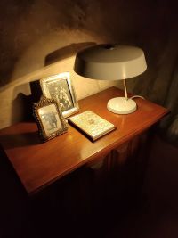 Lampada da scrivania vintage originale a disco, Ungheria anni '60 – miniatura 1