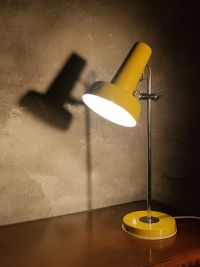 Lampada industriale da scrivania dal colore decisamente vivace! – miniatura 5
