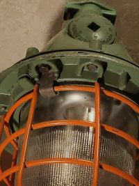 Lampada a sospensione vintage originale con griglia verde, URSS anni '70 – miniatura 18