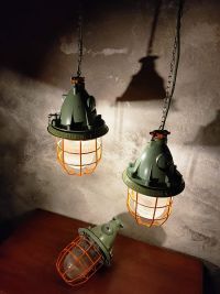 Lampada a sospensione vintage originale con griglia verde, URSS anni '70 – miniatura 11