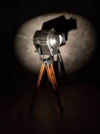 Spotlight cinematografico, prodotto negli anni 70 a Berlino est – miniatura 18