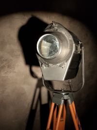 Spotlight cinematografico, prodotto negli anni 70 a Berlino est – miniatura 8