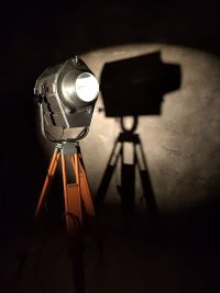 Spotlight cinematografico, prodotto negli anni 70 a Berlino est – miniatura 3