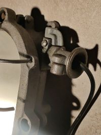 Classiche lampade industriali, dette tartaruga – miniatura 19