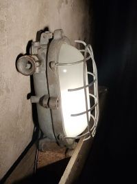 Classiche lampade industriali, dette tartaruga – miniatura 5