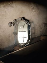 Classiche lampade industriali, dette tartaruga – miniatura 4
