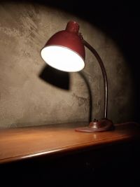 Una lampada industriale da scrivania ungherese, anni 60. – miniatura 9