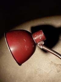Una lampada industriale da scrivania ungherese, anni 60. – miniatura 6