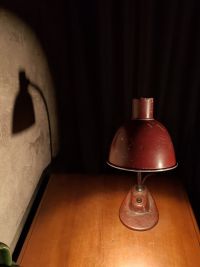 Una lampada industriale da scrivania ungherese, anni 60. – miniatura 2