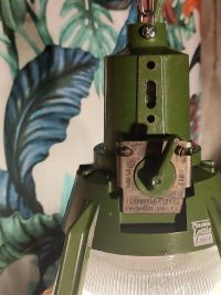Lampada industriale anni '70 - Colore verde chiaro originale – miniatura 7