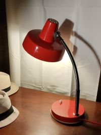 Original vintage desk lamp in bright red enamel, Hungary 1960s – miniatura 8