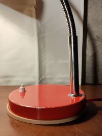 Original vintage desk lamp in bright red enamel, Hungary 1960s – miniatura 16