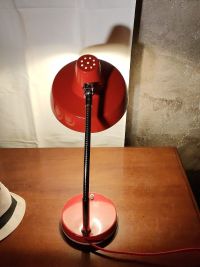 Original vintage desk lamp in bright red enamel, Hungary 1960s – miniatura 5