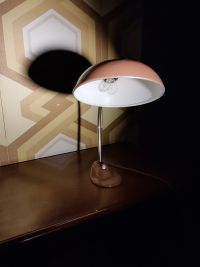 Una lampada industriale da scrivania ma di grande eleganza! – miniatura 8