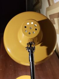 Lampada da scrivania vintage originale in smalto giallo, Ungheria anni '60 – miniatura 5