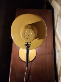 Lampada da scrivania vintage originale in smalto giallo, Ungheria anni '60 – miniatura 3