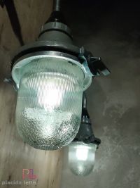 Piccole lampade industriali da parete, con vetro. – miniatura 18