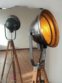 Faro industriale su treppiede, anni 60 – miniatura 2